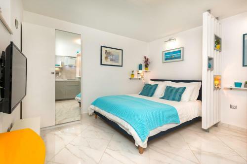Apartamentos Blue Star