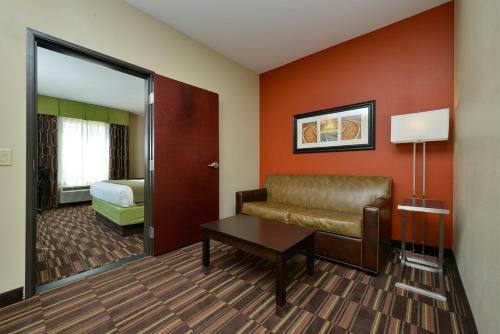 Hotel Holiday Inn Express Alva