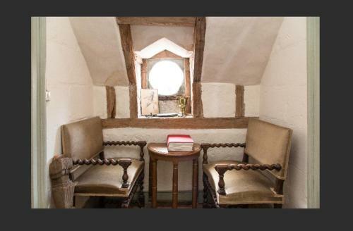 Hostal Gite Du Manoir Du Plessis- 3km de Villandry