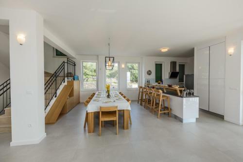 Villa Bramasole Lun