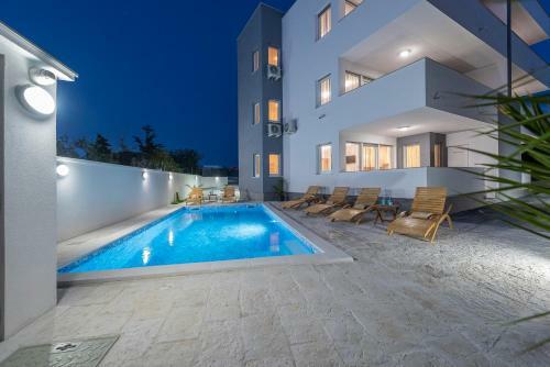 Apartamento Villa Star 1 A Centrally Located Ap. With A Pool