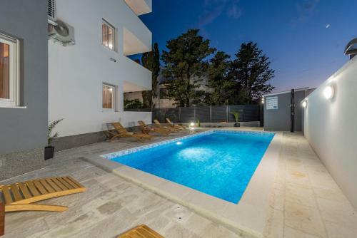 Apartamento Villa Star 3 A Centrally Located Ap. With A Pool