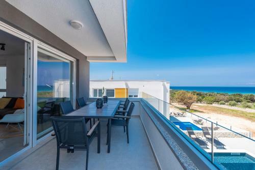Apartamento Sunset Mood 2 Modern Sea View Ap With A Pool