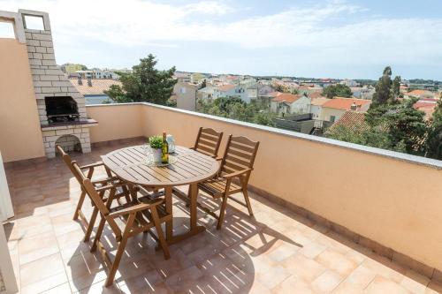 Apartments With A Parking Space Novalja, Pag - 17171