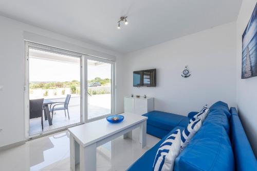 Apartamento Dino Modern & Luxury Ap With A Pool For 6