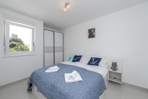 Apartamento Dino Modern & Luxury Ap With A Pool For 6