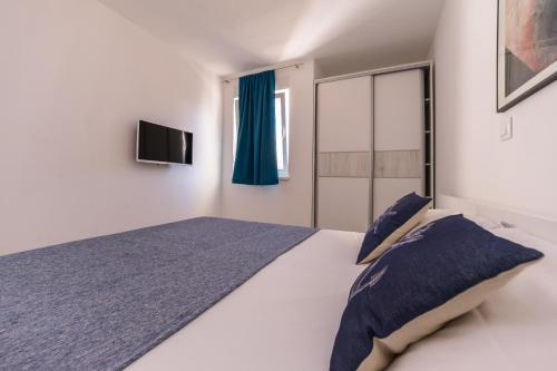Apartamento Dino Modern & Luxury Ap With A Pool For 6