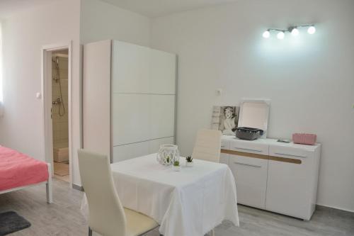 Apartamento Studio For 3 Marija