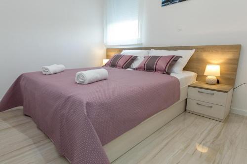 Apartments With A Parking Space Novalja, Pag - 17215