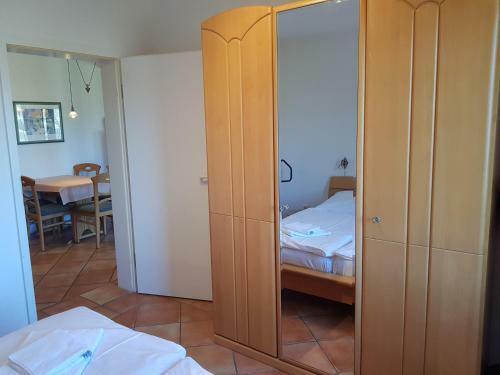 Ferienwohnung M�nchgut 1 Mit Wintergarten Und Terrasse
