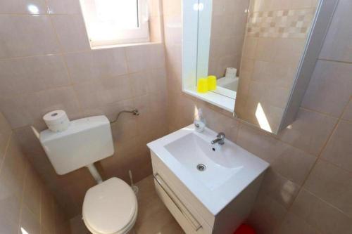 Apartments With A Parking Space Stara Novalja, Pag - 18860