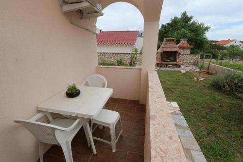 Apartments With A Parking Space Stara Novalja, Pag - 18860