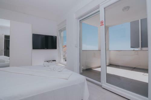 Fantasy View Villa