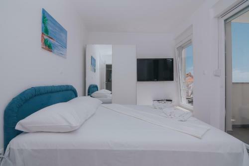 Fantasy View Villa