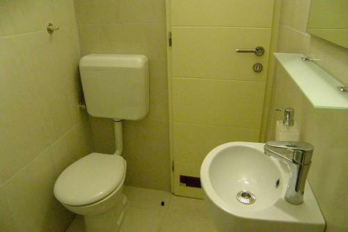 Lada Apartmani