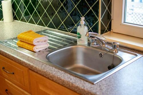 Apartamento The Killary At The Harbour Mills By Shortstays