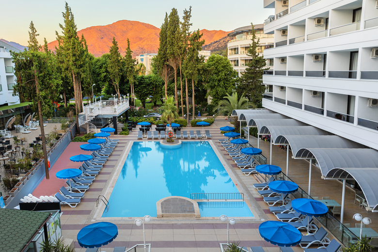 Hotel Kaya Maris
