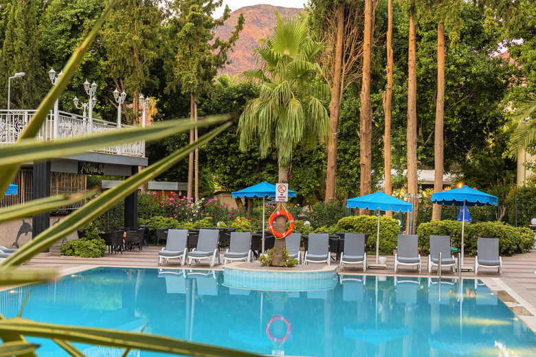 Hotel Kaya Maris