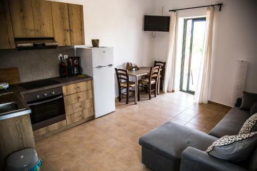 Vrondos Apartments