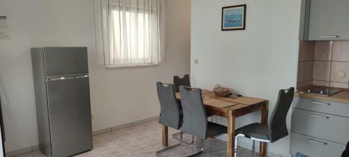 Hostal Apartments Antonio - Podstrana, Split