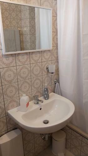 Apartment Zum Wohlf�hlen In Ruhiger Lage