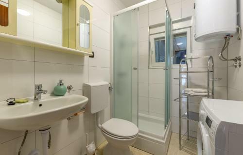 Top Split Region Apartments