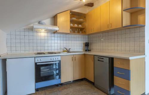 Top Split Region Apartments