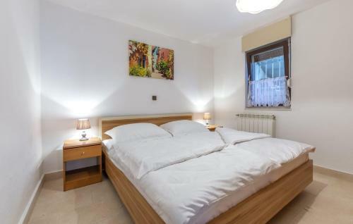 Top Split Region Apartments