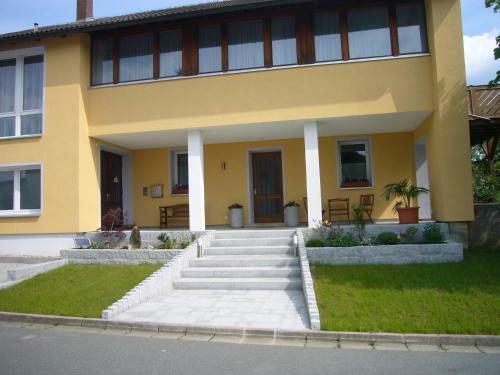 Apartamento Ferienwohnung Im Alten Schulhaus