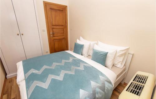 Beautiful Apartment In Podstrana With 2 Bedrooms