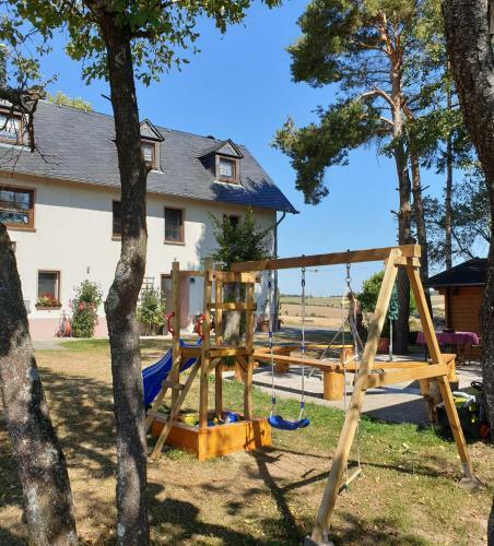 Apartamento Ferienwohnung H�gelhaus