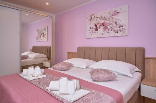 Apartamento M Entire Floor In A Spacious House With Pool