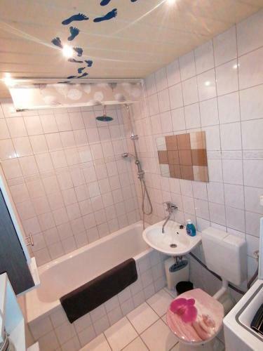 Apartamento Sch�ne Ferienwohnung �ber Den D�chern Von Plauen
