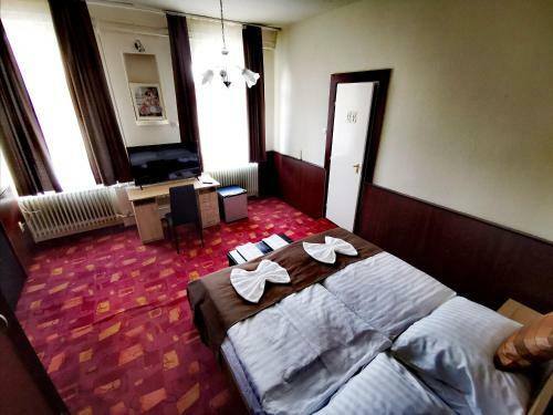 Bed & Breakfast Komplex -rendezv�nytermek-panzi�-apartman-irod�k-