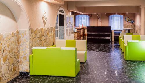 Bed & Breakfast Komplex -rendezv�nytermek-panzi�-apartman-irod�k-