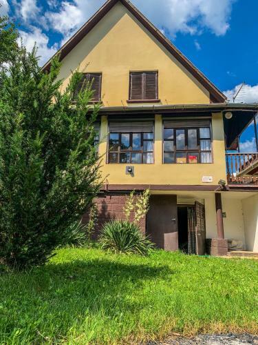 K�kesi Apartment With Forest View