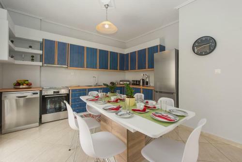 Apartamento Thano's Stylish Flat Just 150m To The Beach
