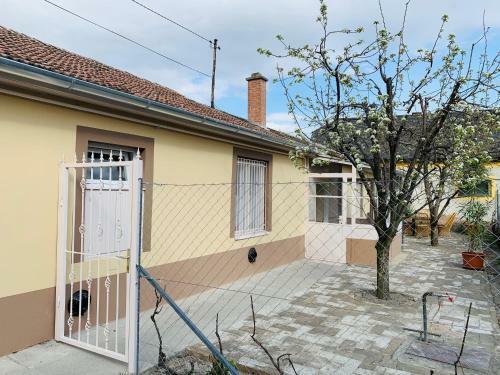 Kinizsi Apartman
