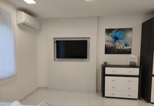 Aqua Solar Apartmanh�z