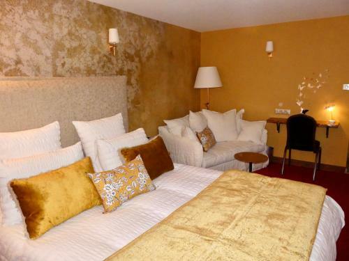 Hotel Le Chapeau Rouge