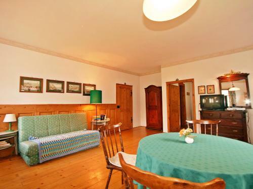 2-zimmer, 58 M2