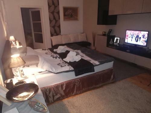 Heni Apartman