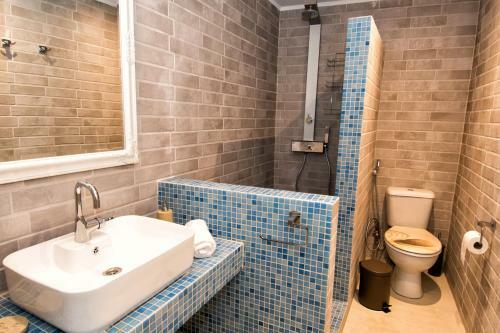 Gavrion's Nest - Premium Cycladic Studio