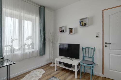 Vir�gos Vend�gh�z A Dunakanyarban, Priv�t Kerttel
