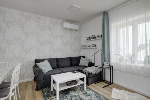 Vir�gos Vend�gh�z A Dunakanyarban, Priv�t Kerttel