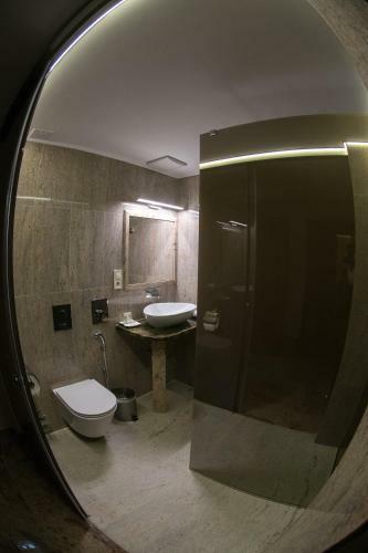 Hostal Robinia Rooms