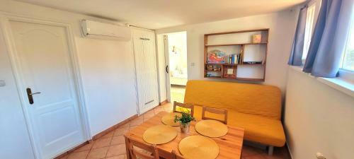 Hostal Napkert Apartman