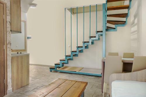 Hostal 3d Iliadis Suites