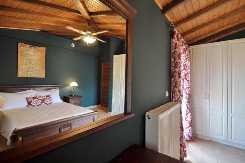 Nicolas Beach House