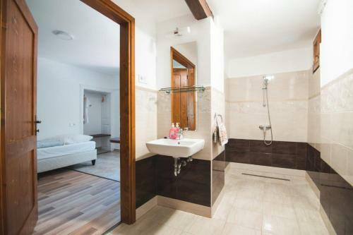 Bed & Breakfast Nat�ra Panzi�&apartmanh�z